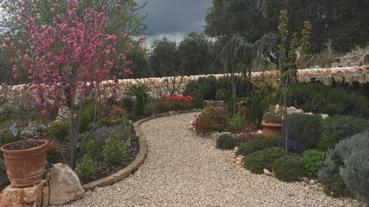 16 Trulli E Giardini Lägenhet Alberobello Exteriör bild