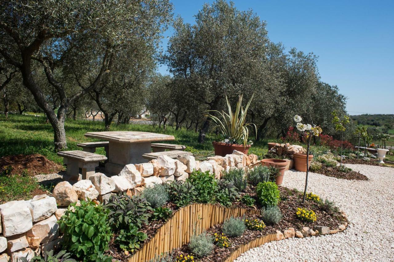 16 Trulli E Giardini Lägenhet Alberobello Exteriör bild